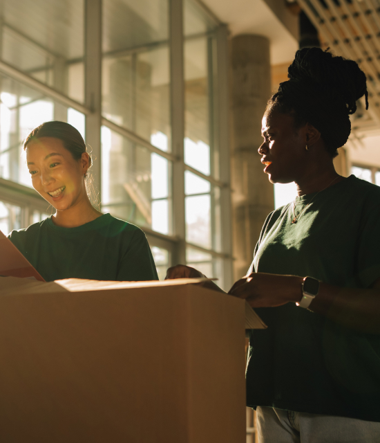  <h4><span style="color: rgb(45,155,173);" class="custom-color-rte"><span class="bnym-corp-druk-bold-eyebrow"><span class="font-druk"><span class="size-h4"><span class="size-h1">IN THE COMMUNITY</span></span></span><br />
</span></span><span class="font-publico-pro"><span style="color: rgb(0,36,61);"><span class="size-h1">Food Bank of the Rockies</span></span></span></h4>
<p><span class="size-h4"><br />
The Food Bank of the Rockies has been working since 1978 to help their neighbors in need to answer the challenge of food insecurity and has since become the largest hunger-relief organization in the Rocky Mountain region. </span></p>
<p><span class="size-h4">Demonstrating our commitment as an active member organization, the Denver team stepped up to sort and package food donations for distribution in the Denver Metro area to help those who need it most.</span></p>
