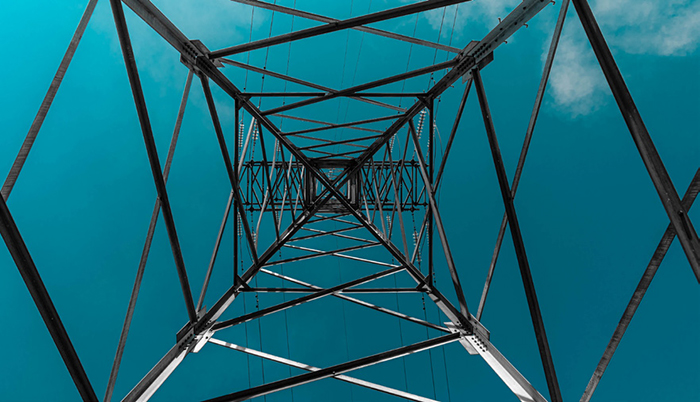 Infrastructure: Private vs. Publicly Listed