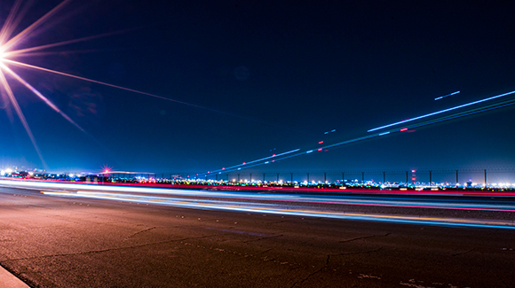 airport-runway-contem